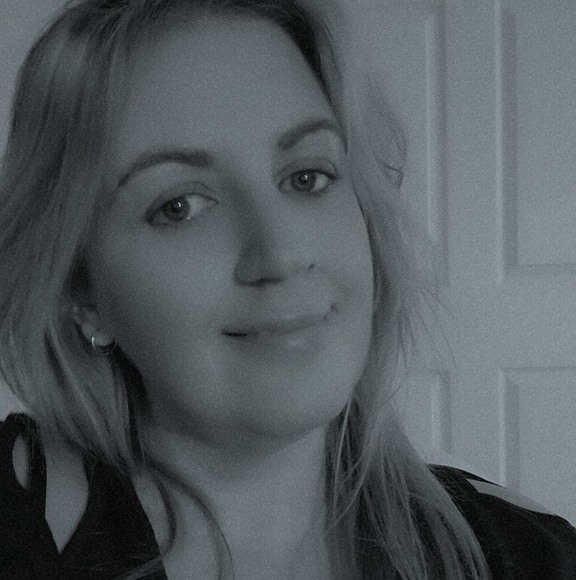 Meet your Posher, Josée - Picture 1 of 1